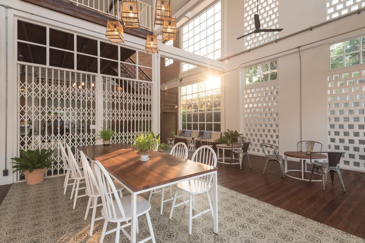Memmoth Hostel In Lampang Luaran gambar